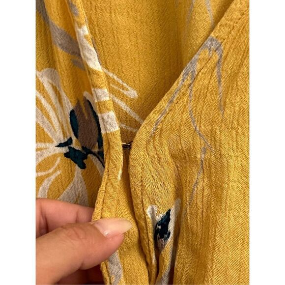 O'Neil Mustard yellow Romper size L - Picture 4 of 8